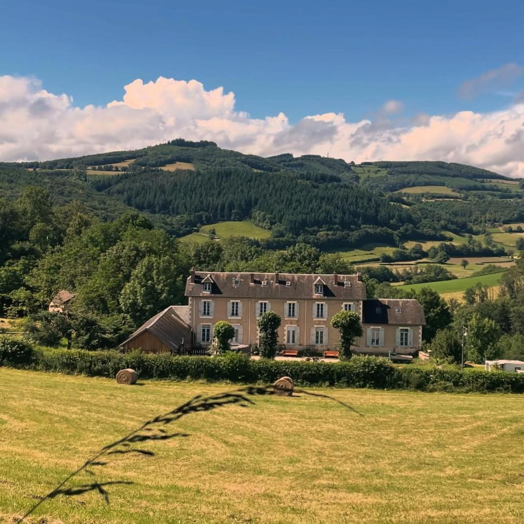 L' Ancienne Ecole Du Morvan Larochemillay Екстериор снимка